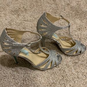 Betsy Johnson Silver Strappy Heels